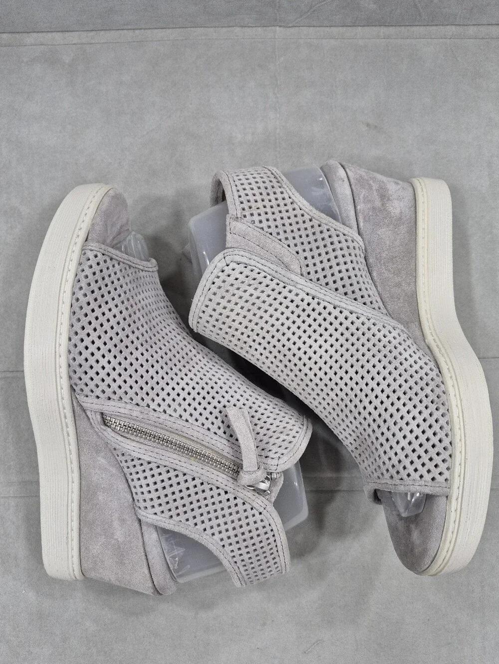 Sofft Saydee  wedge sandals women's 8M gray perforated suede leather side zip
